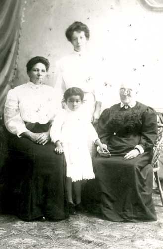 Jane Ralston Mills Hall and Family