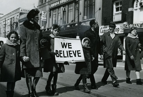 Demonstrators Cherie, Frieda, Dianne and Debbie Steele  Windsor Star 29/03/1965