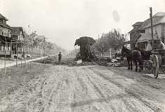 P10643 - Merlo, Merlo & Ray paving Albert Road in Windsor, October 1, 1920. Courtesy of Richard Merlo