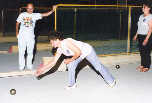 P10729 - Fogolar Furlan Club womens Boccefila team, once played outdoors, the games are now enjoyed in the Udine Complex.  Courtesy Fogolar Furlan