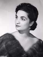P11400 - Picture of Emilia Cundari, Italian soprano. Courtesy of Aldo Cundari.